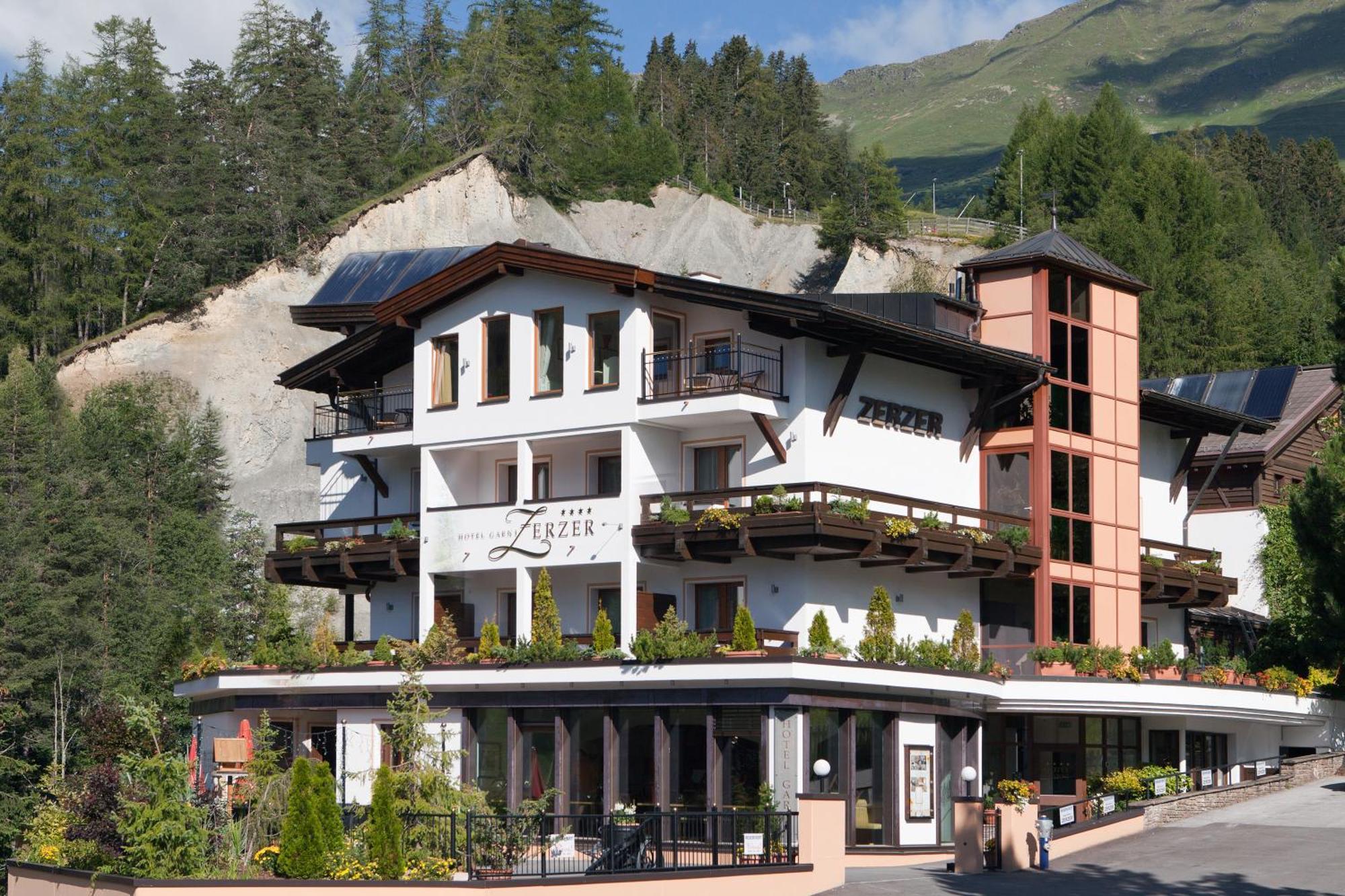 Hotel Garni Zerzer Serfaus Exterior photo
