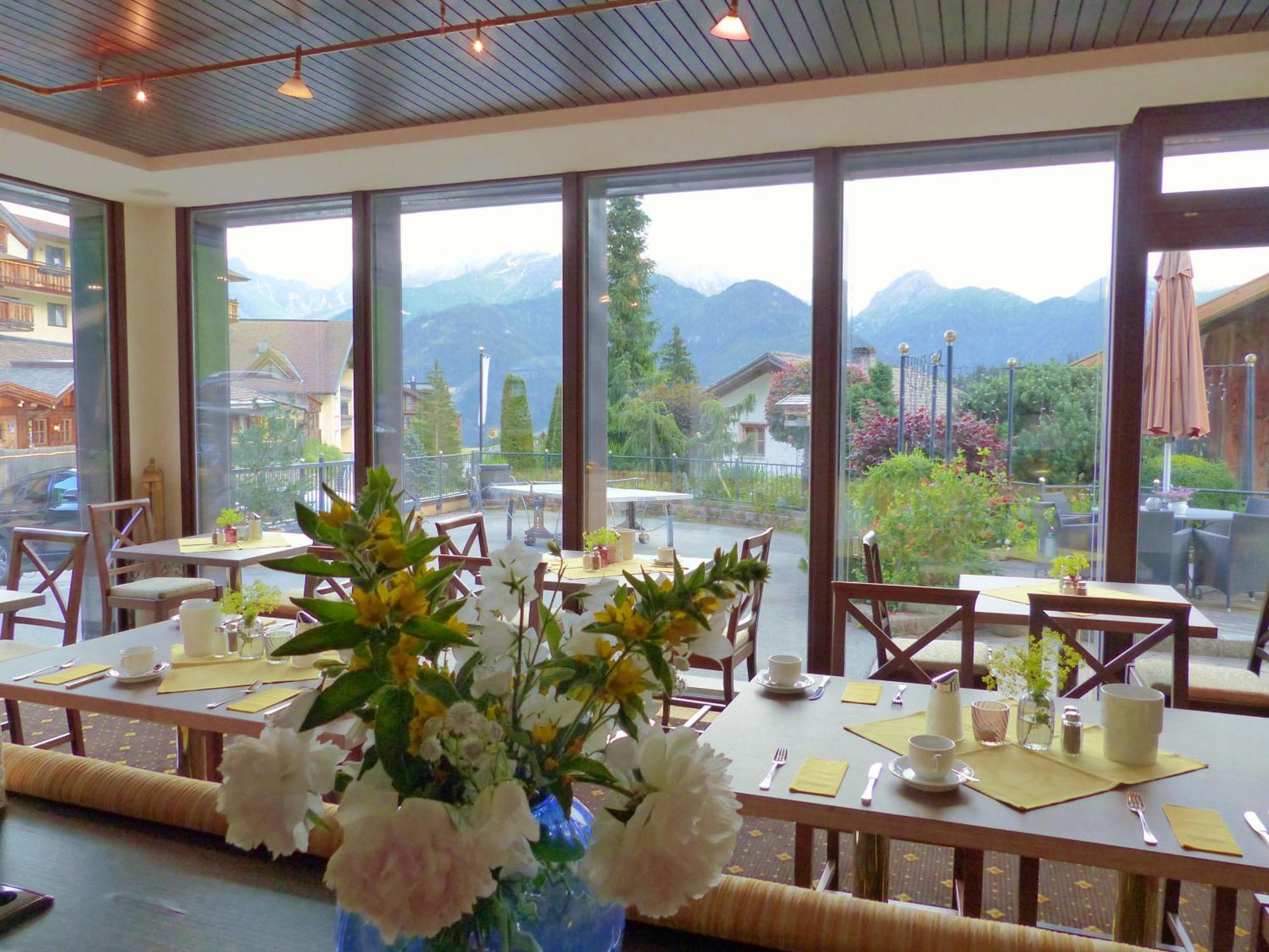 Hotel Garni Zerzer Serfaus Exterior photo